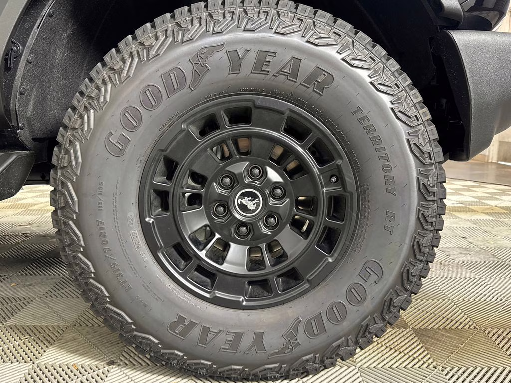 2026 Shadow Black Ford Bronco Outer Banks 4X4 SUV