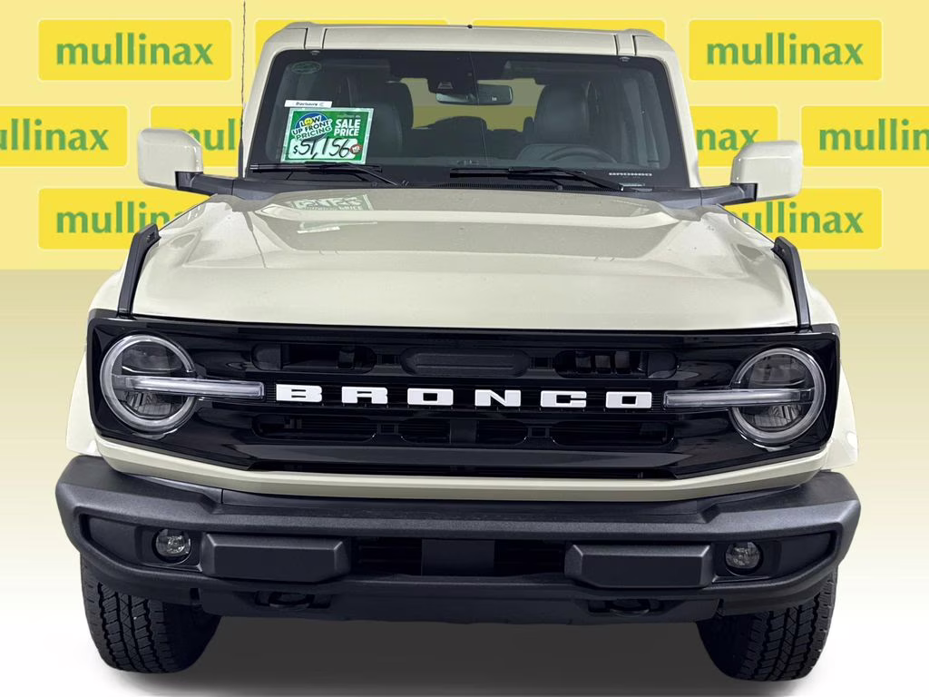 2026 Beige Ford Bronco Outer Banks 4X4 SUV