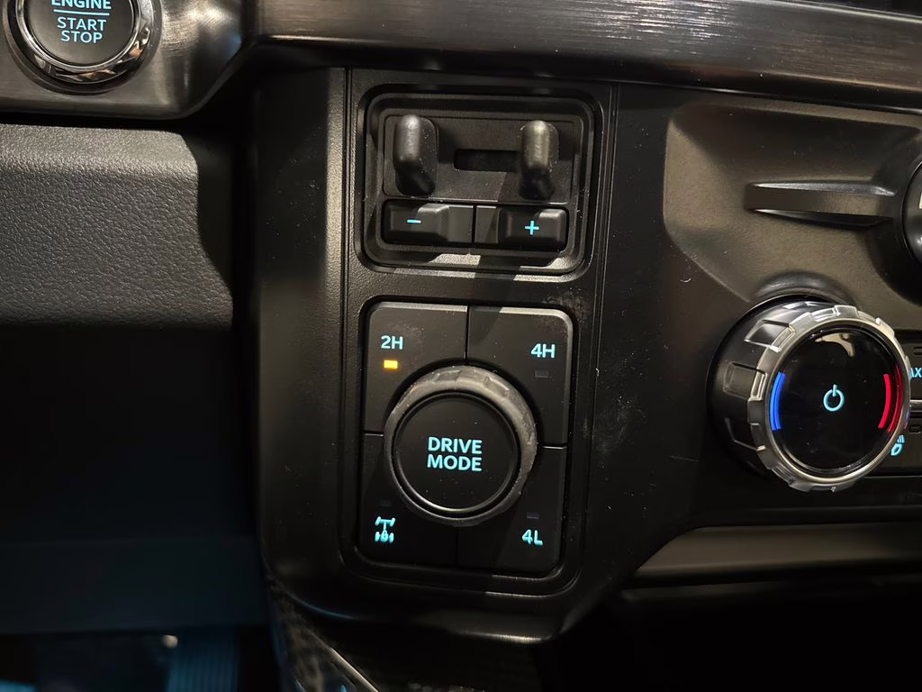 2026 Avalanche Ford Super Duty F-250 SRW ROUSH 4X4 Truck