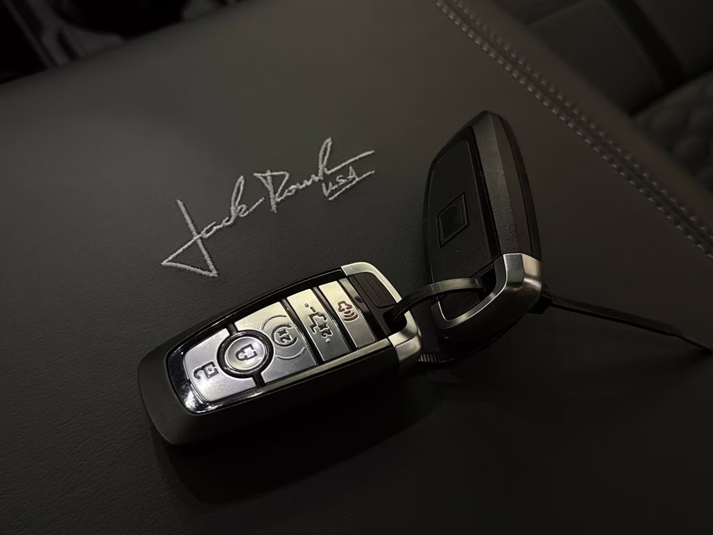 2026 Avalanche Ford Super Duty F-250 SRW ROUSH 4X4 Truck