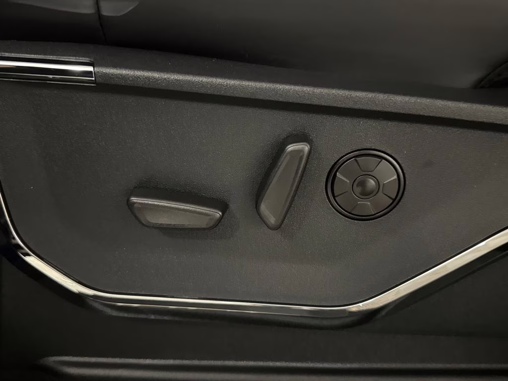 2026 Agate Black Metallic Ford Super Duty F-350 SRW Platinum 4X4 Truck