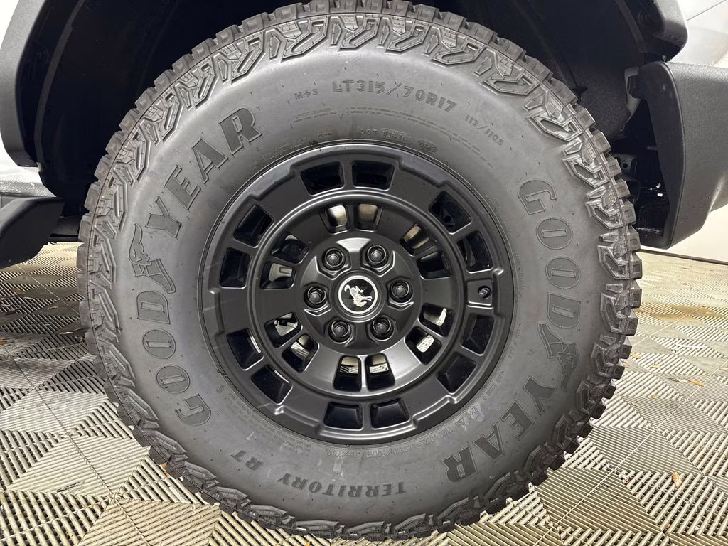 2026 Oxford White Ford Bronco Outer Banks 4X4 SUV