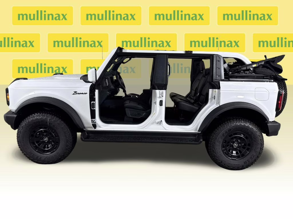 2026 Oxford White Ford Bronco Outer Banks 4X4 SUV