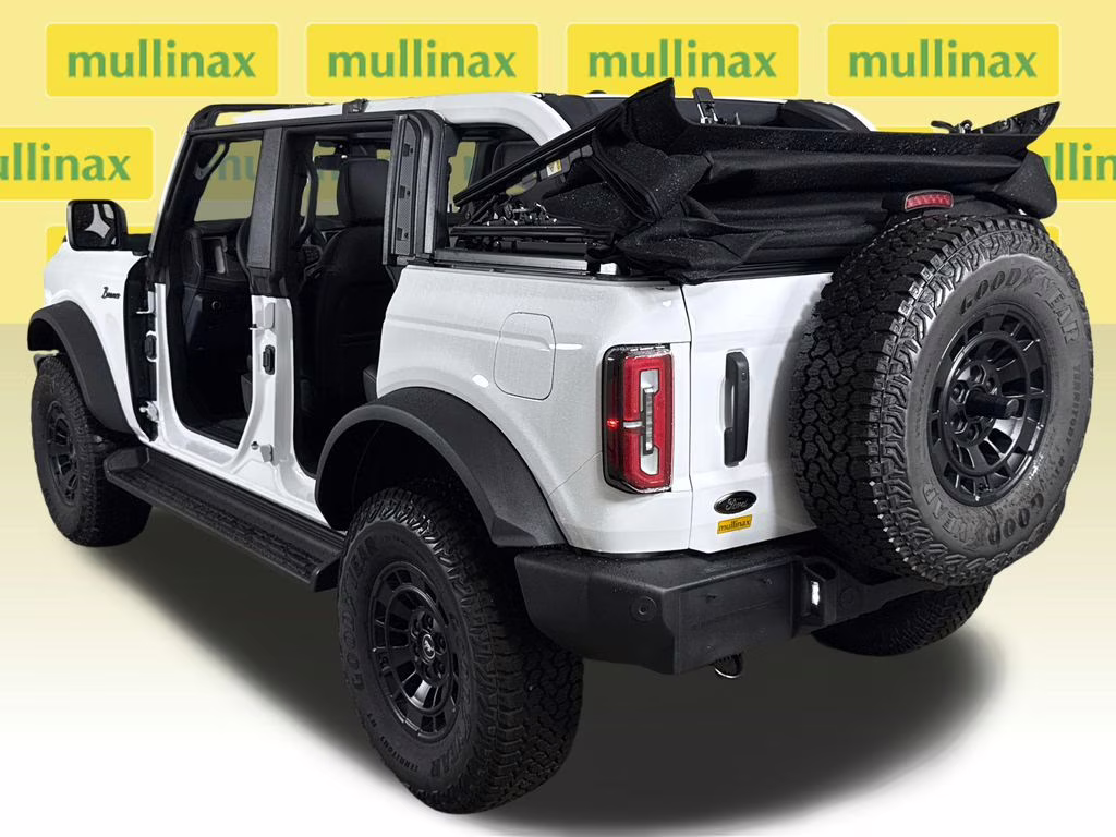 2026 Oxford White Ford Bronco Outer Banks 4X4 SUV