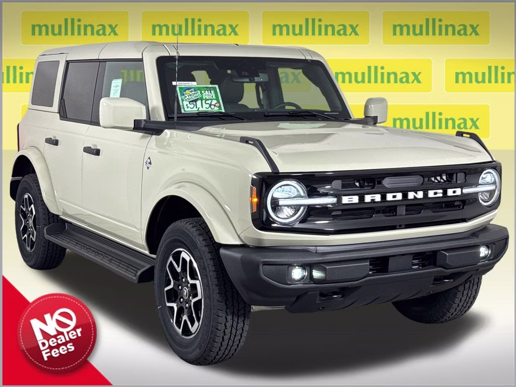 2026 Beige Ford Bronco Outer Banks 4X4 SUV