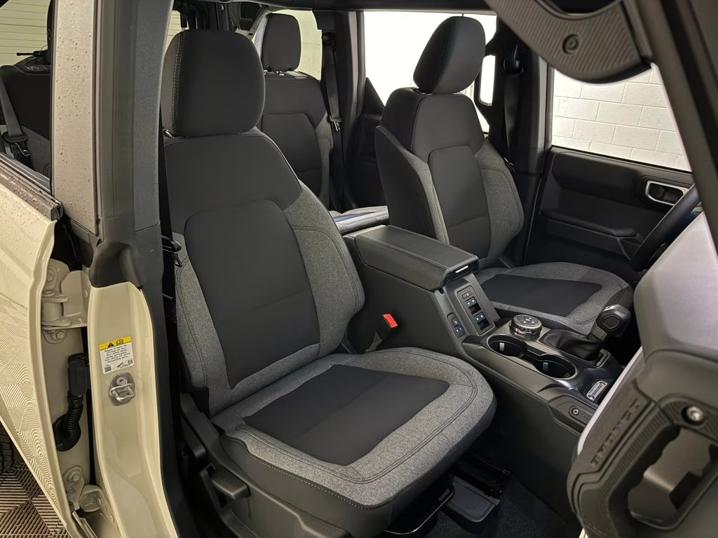 2026 Desert Sand Ford Bronco Big Bend 4X4 SUV