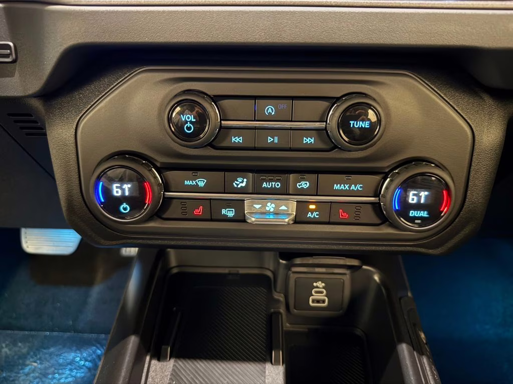 2026 Desert Sand Ford Bronco Big Bend 4X4 SUV