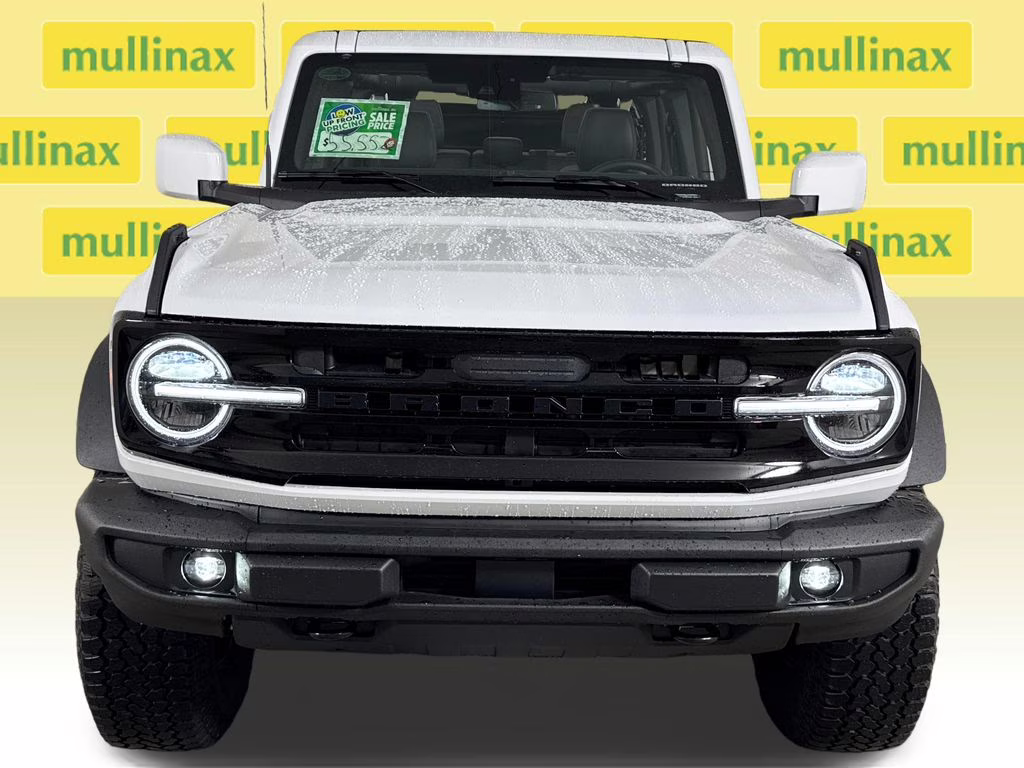 2026 Oxford White Ford Bronco Outer Banks 4X4 SUV