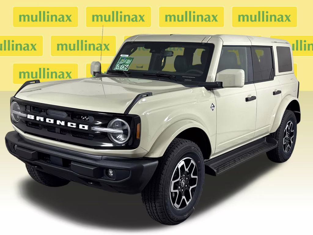 2026 Beige Ford Bronco Outer Banks 4X4 SUV