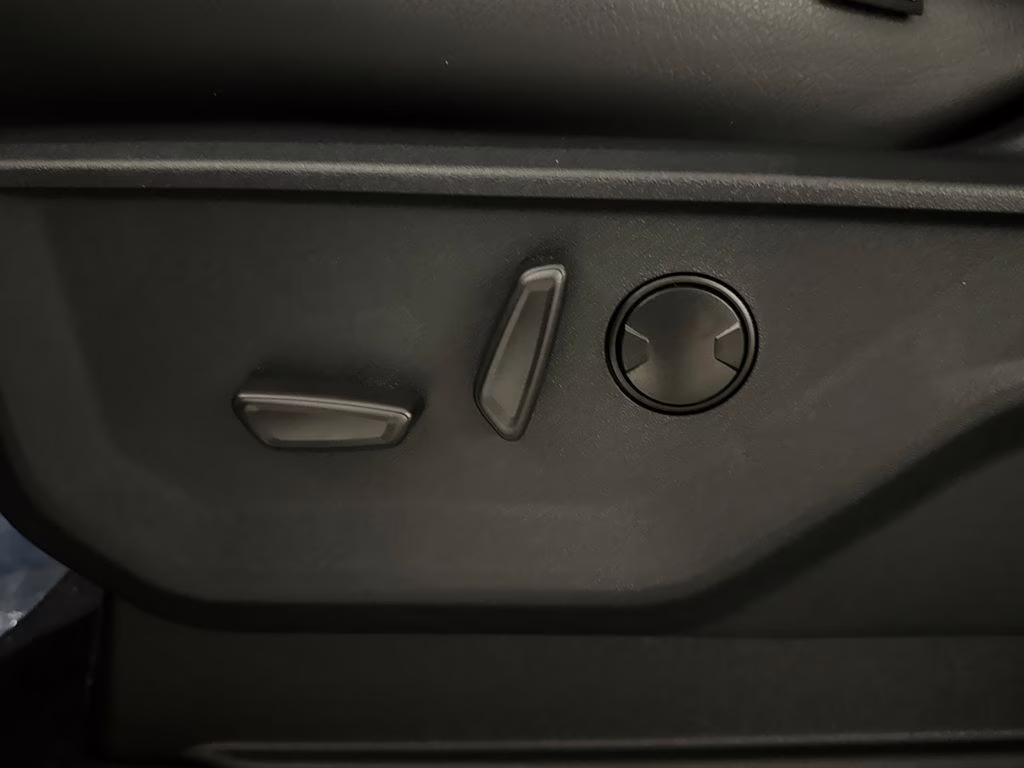 2026 Avalanche Ford Super Duty F-250 SRW ROUSH 4X4 Truck