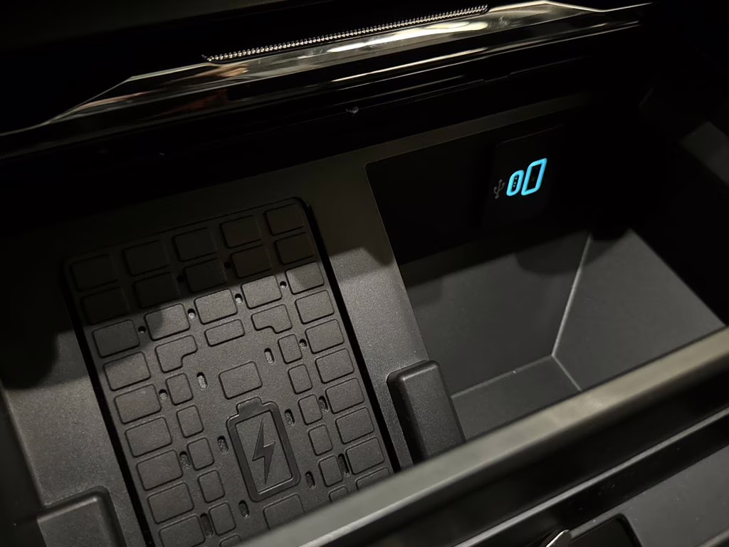 2026 Avalanche Ford Super Duty F-250 SRW ROUSH 4X4 Truck