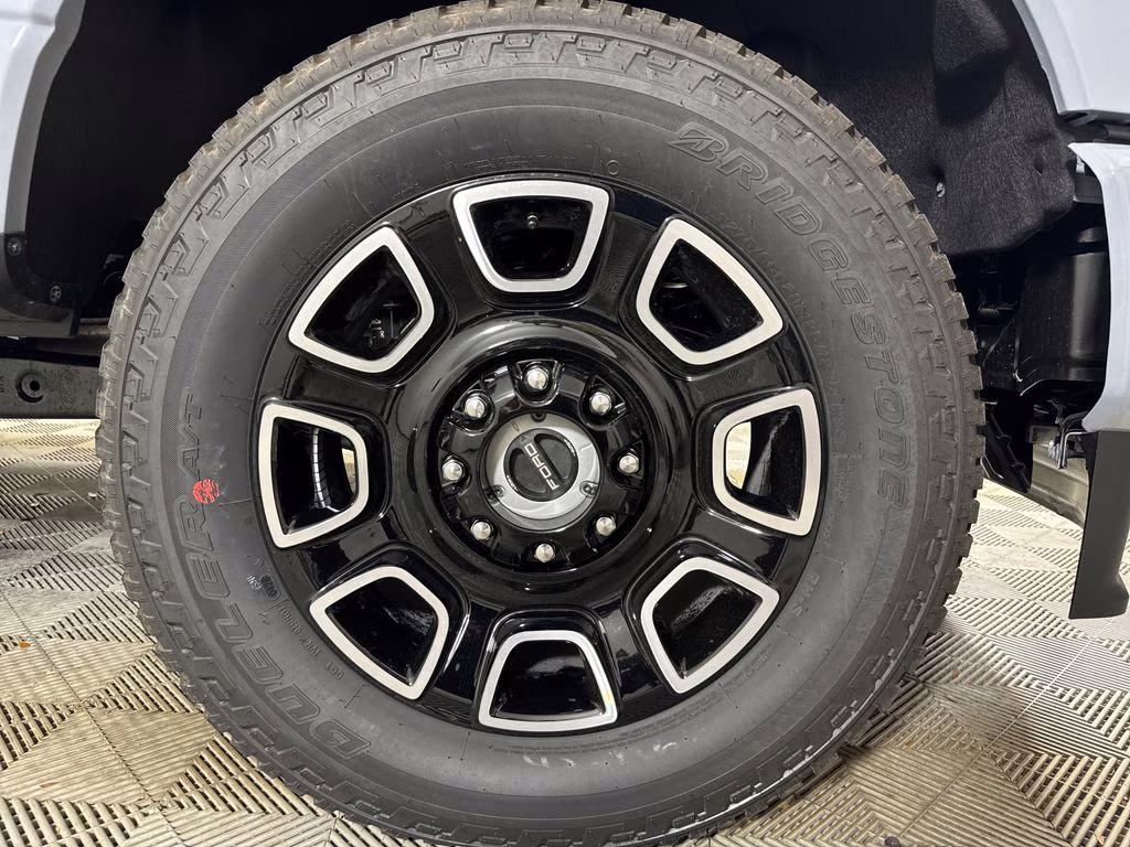 2026 Gray Ford Super Duty F-350 SRW Platinum 4X4 Truck