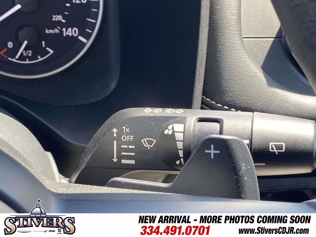 2024 Gun Metallic Nissan Rogue SV AWD SUV