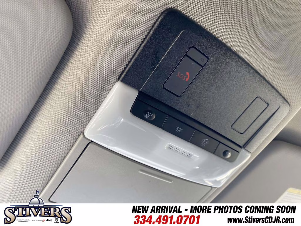 2024 Gun Metallic Nissan Rogue SV AWD SUV