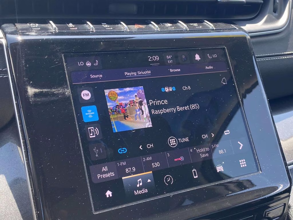 2023 Velvet Red Pearlcoat Jeep Grand Cherokee L Laredo 4X4 SUV