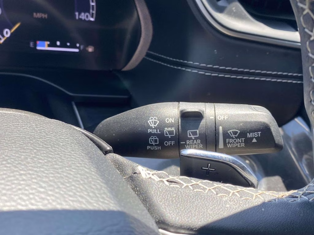 2023 Velvet Red Pearlcoat Jeep Grand Cherokee L Laredo 4X4 SUV