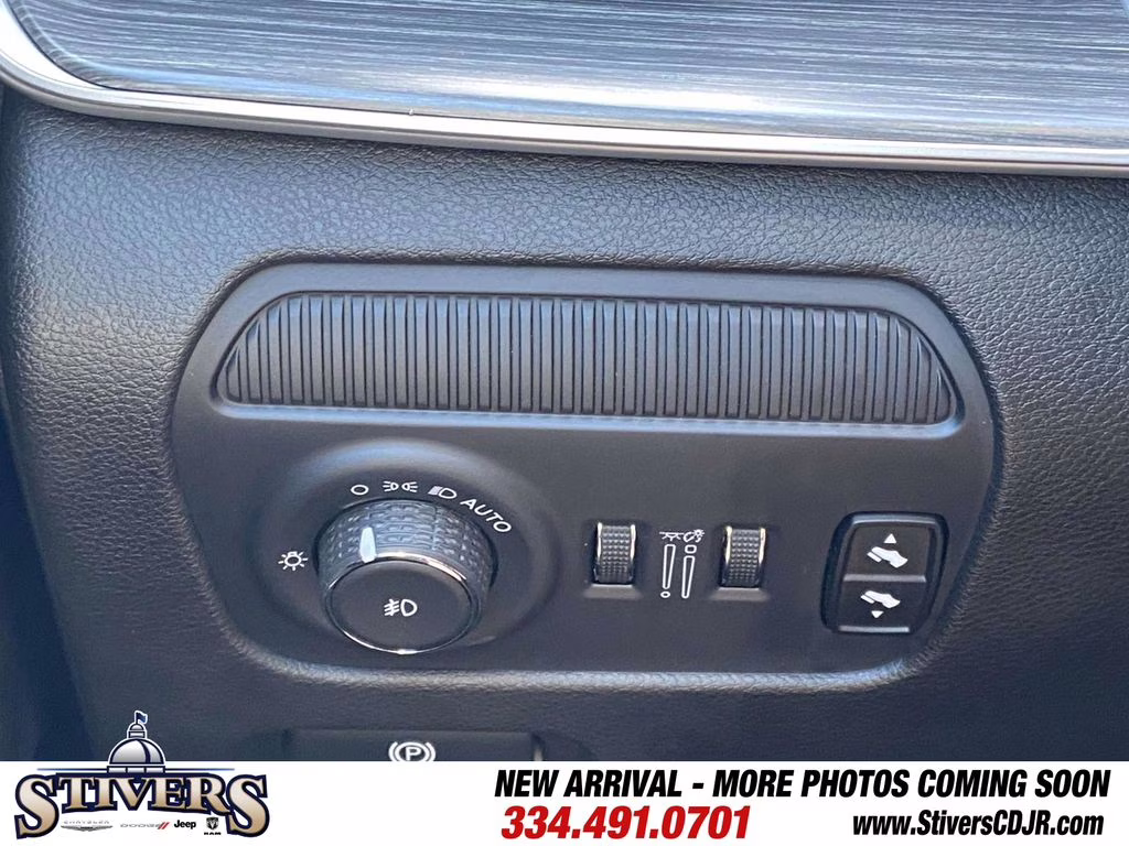 2024 Velvet Red Pearlcoat Jeep Wagoneer Series II 4X4 SUV