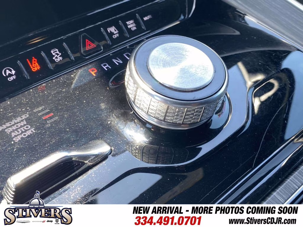 2024 Velvet Red Pearlcoat Jeep Wagoneer Series II 4X4 SUV