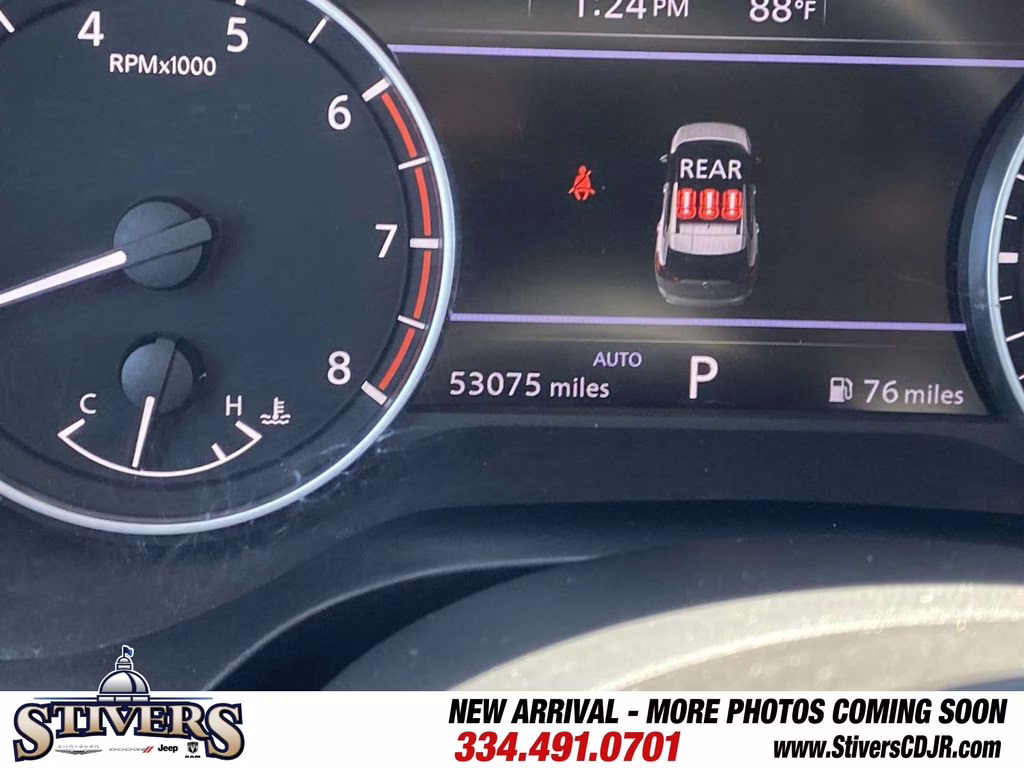 2024 Gun Metallic Nissan Rogue SV AWD SUV