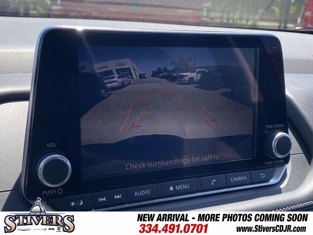 2024 Gun Metallic Nissan Rogue SV AWD SUV