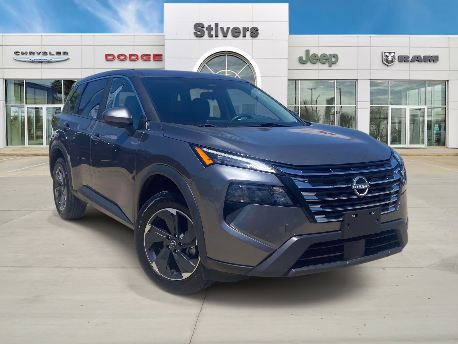 2024 Gun Metallic Nissan Rogue SV AWD SUV