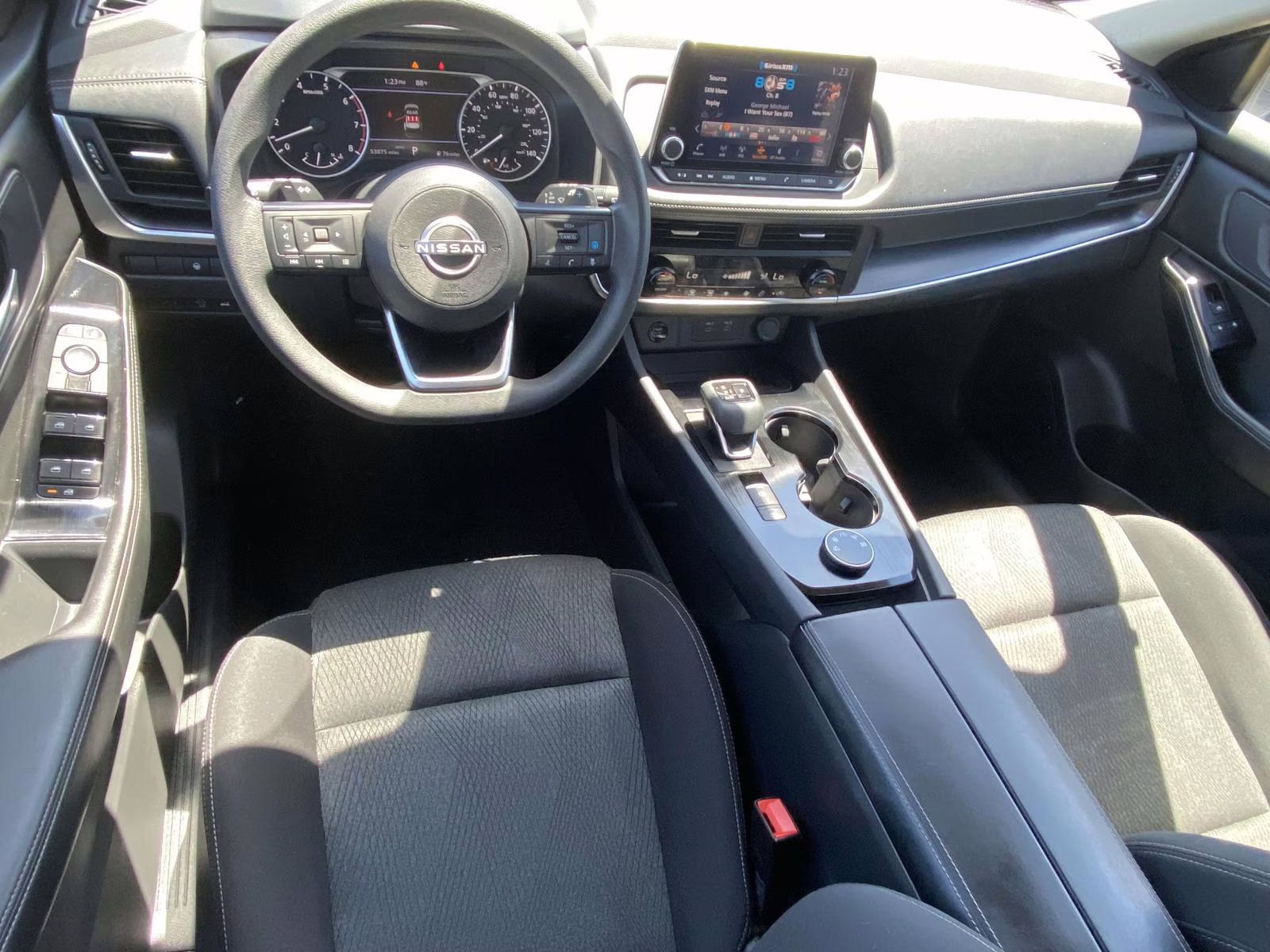 2024 Gun Metallic Nissan Rogue SV AWD SUV