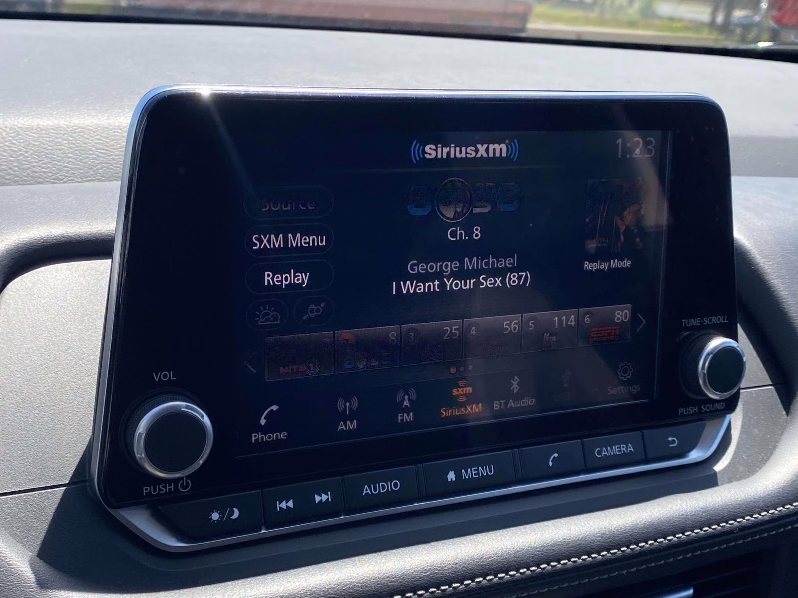 2024 Gun Metallic Nissan Rogue SV AWD SUV