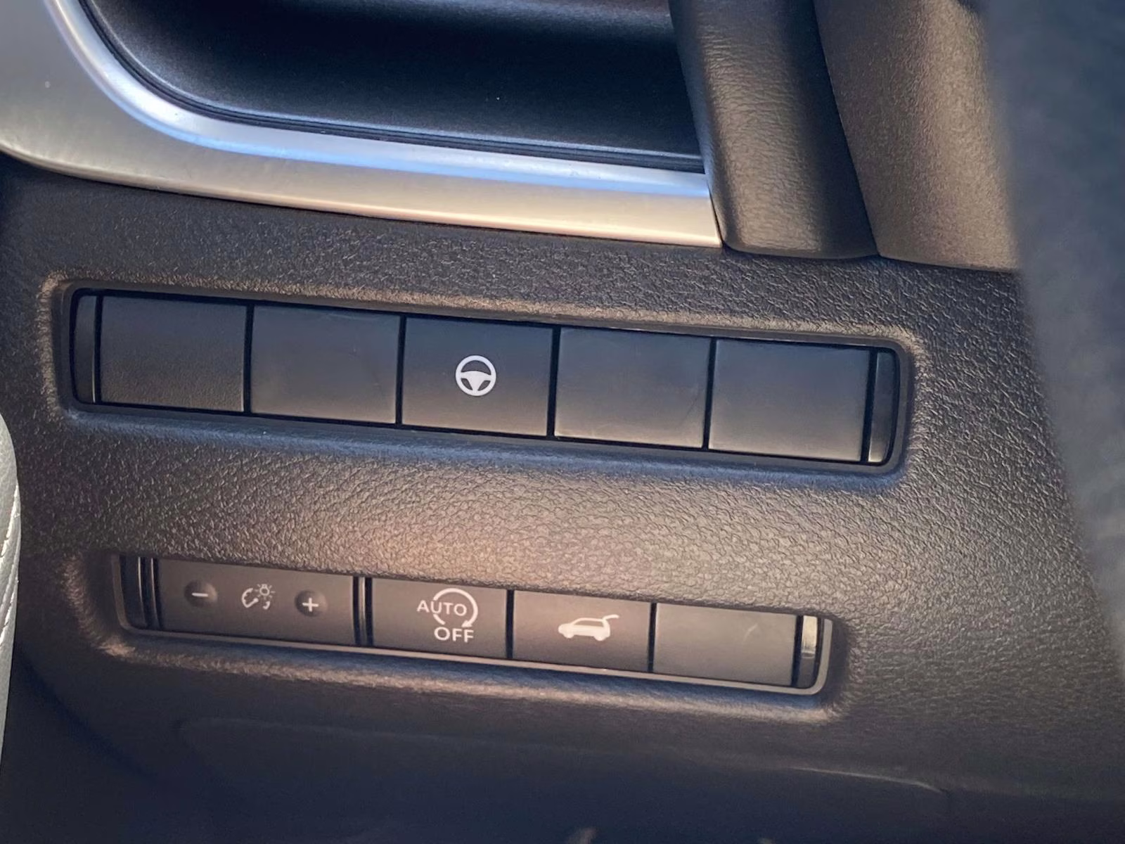 2024 Gun Metallic Nissan Rogue SV AWD SUV