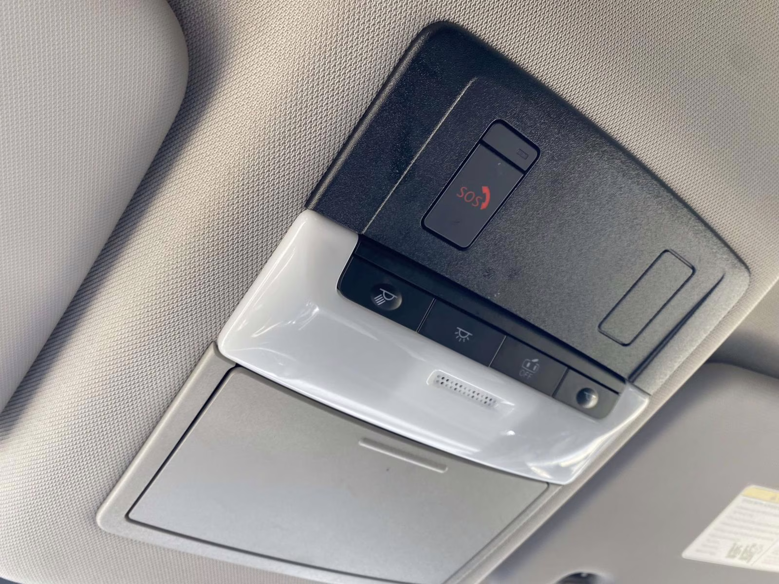 2024 Gun Metallic Nissan Rogue SV AWD SUV