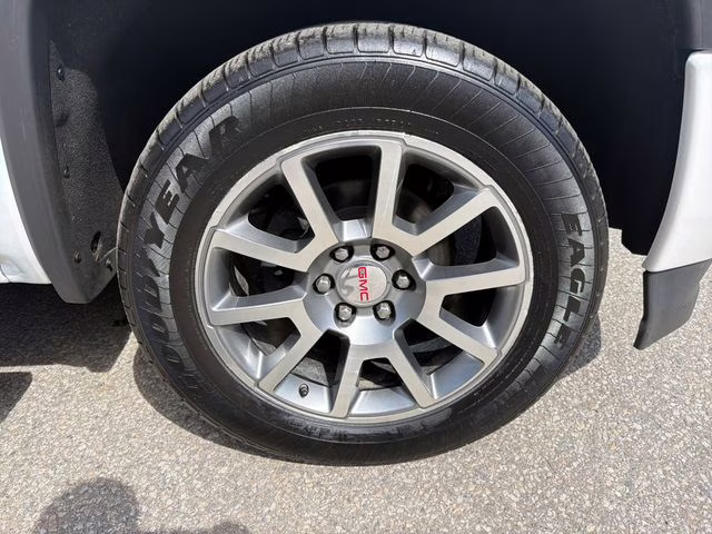 2016 White Frost Tricoat GMC Sierra 1500 Denali 4X4 Truck