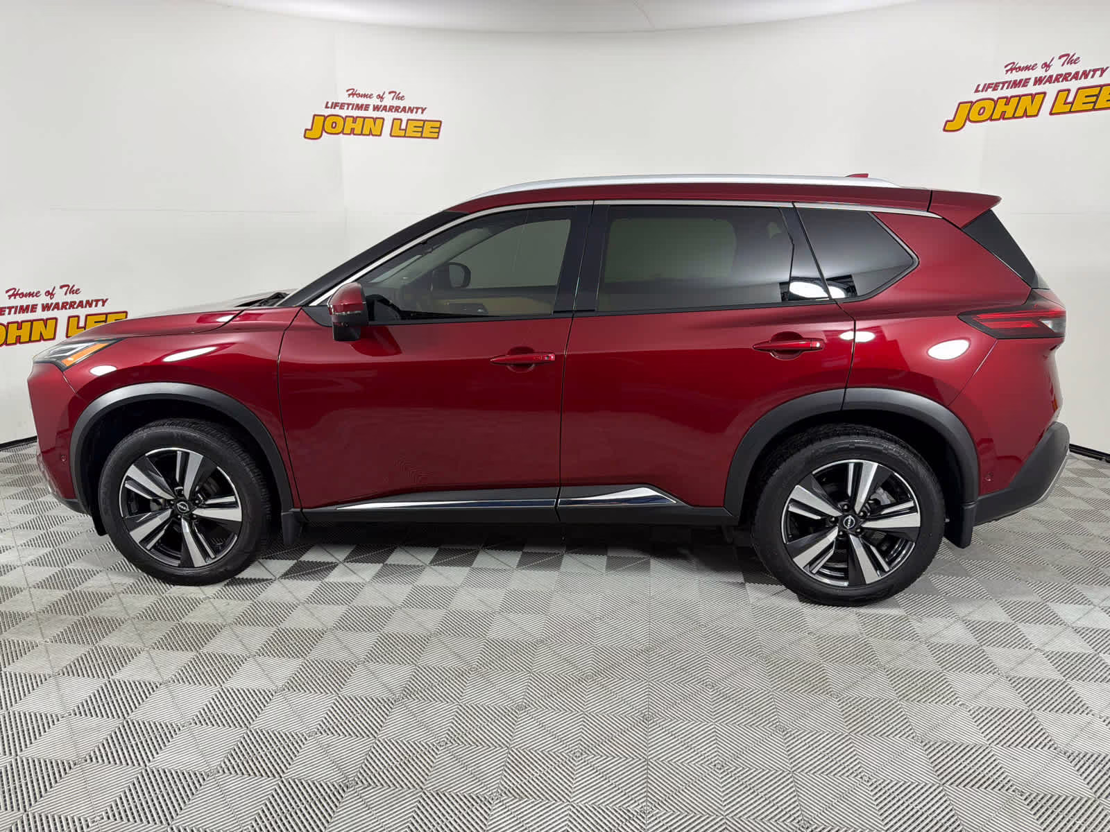 2023 Scarlet Ember Tintcoat Nissan Rogue Platinum FWD SUV