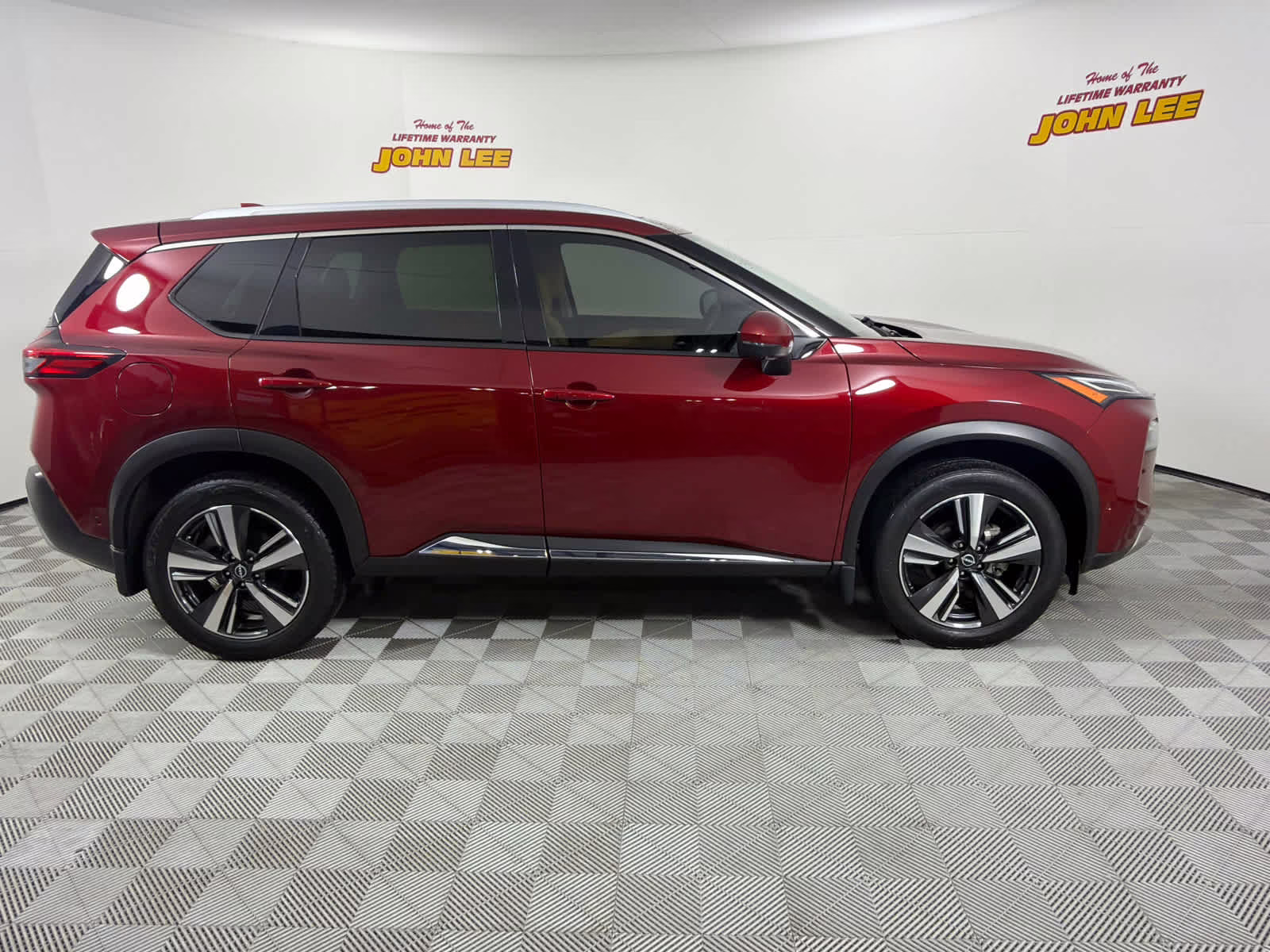 2023 Scarlet Ember Tintcoat Nissan Rogue Platinum FWD SUV