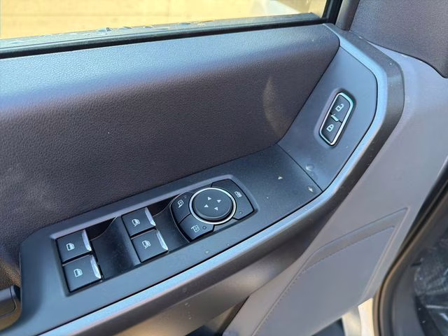 2026 Oxford White Ford Super Duty F-250 SRW XL 4X4 Truck