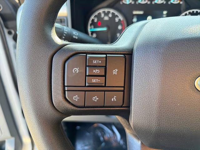 2026 Oxford White Ford Super Duty F-250 SRW XL 4X4 Truck