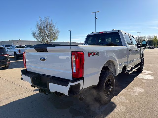 2026 Oxford White Ford Super Duty F-250 SRW XL 4X4 Truck