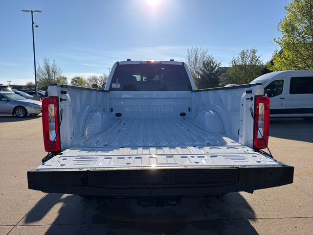 2026 Oxford White Ford Super Duty F-250 SRW XL 4X4 Truck