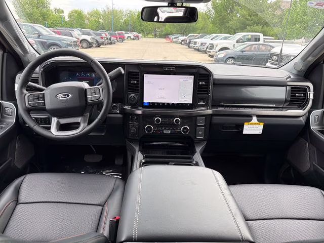 2026 Oxford White Ford Super Duty F-250 SRW Lariat 4X4 Truck