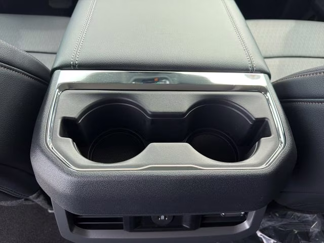2026 Avalanche Ford Super Duty F-250 SRW Lariat 4X4 Truck