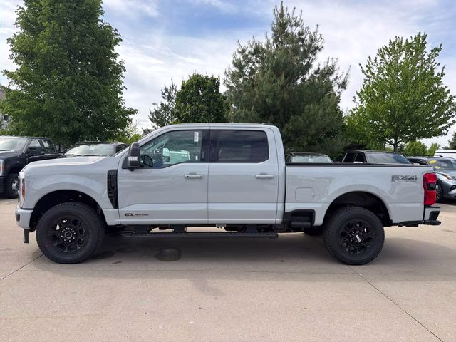2026 Avalanche Ford Super Duty F-250 SRW Lariat 4X4 Truck