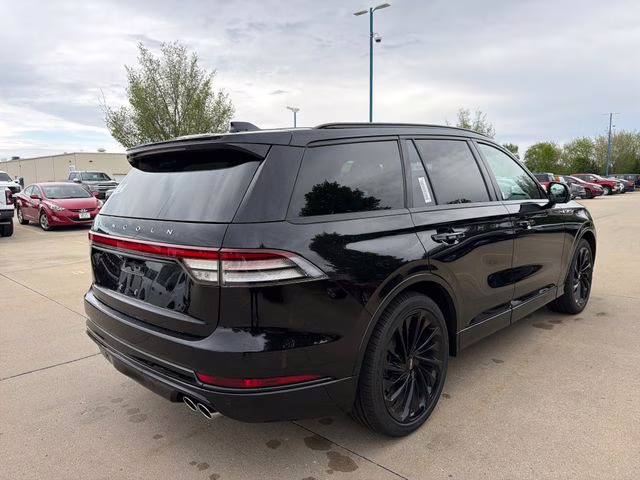 2026 Infinite Black Metallic Clearcoat Lincoln Aviator Reserve AWD SUV