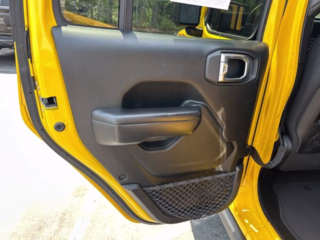 2020 Baja Yellow Clearcoat Jeep Wrangler Unlimited Rubicon 4X4 Convertible