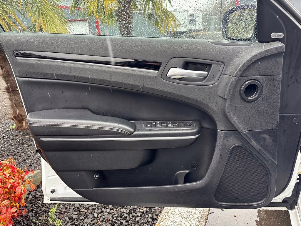 2023 Bright White Clearcoat Chrysler 300 S RWD Sedan