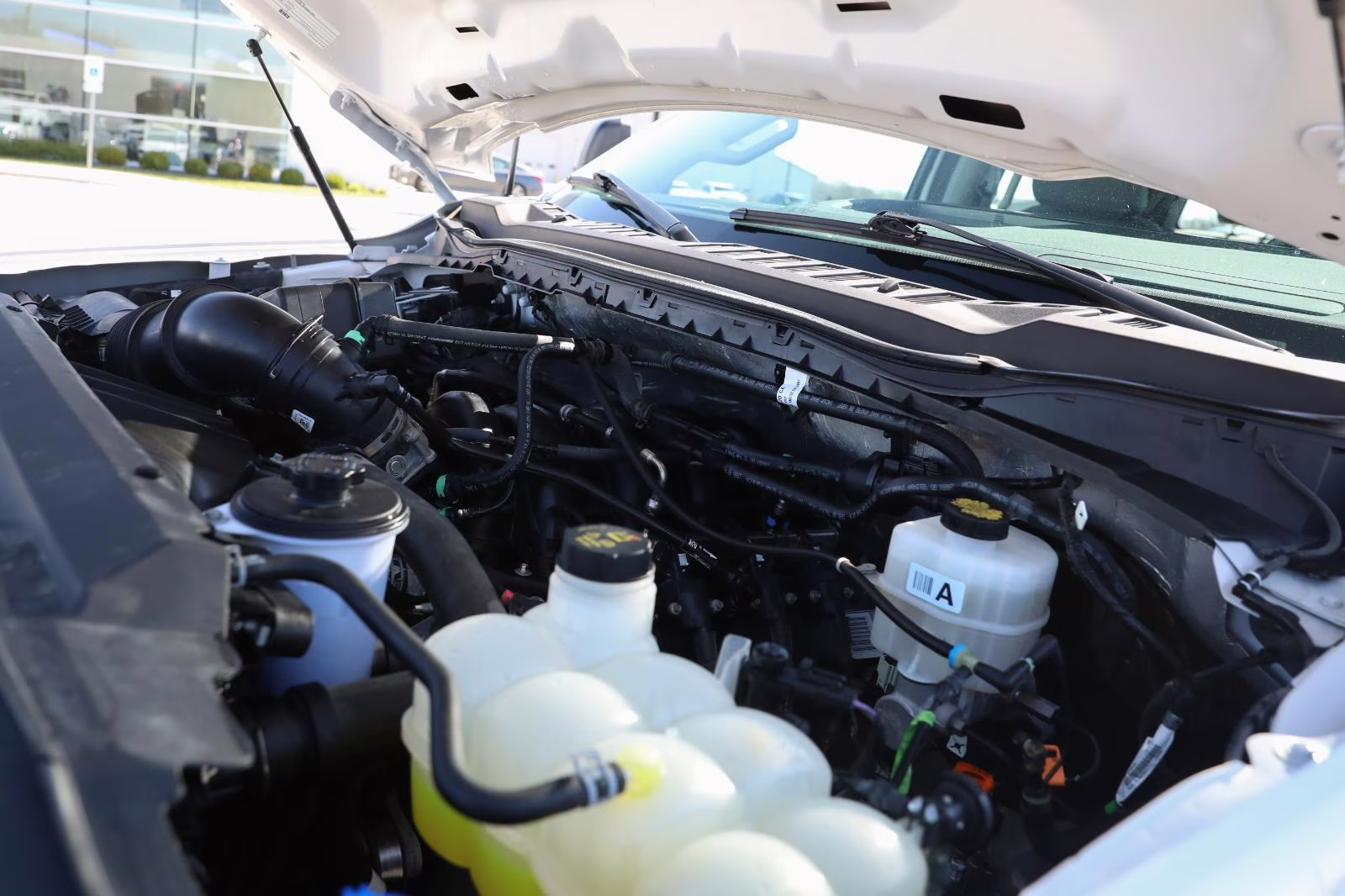 2023 Oxford White Ford Super Duty F-250 SRW XL 4X4 Truck