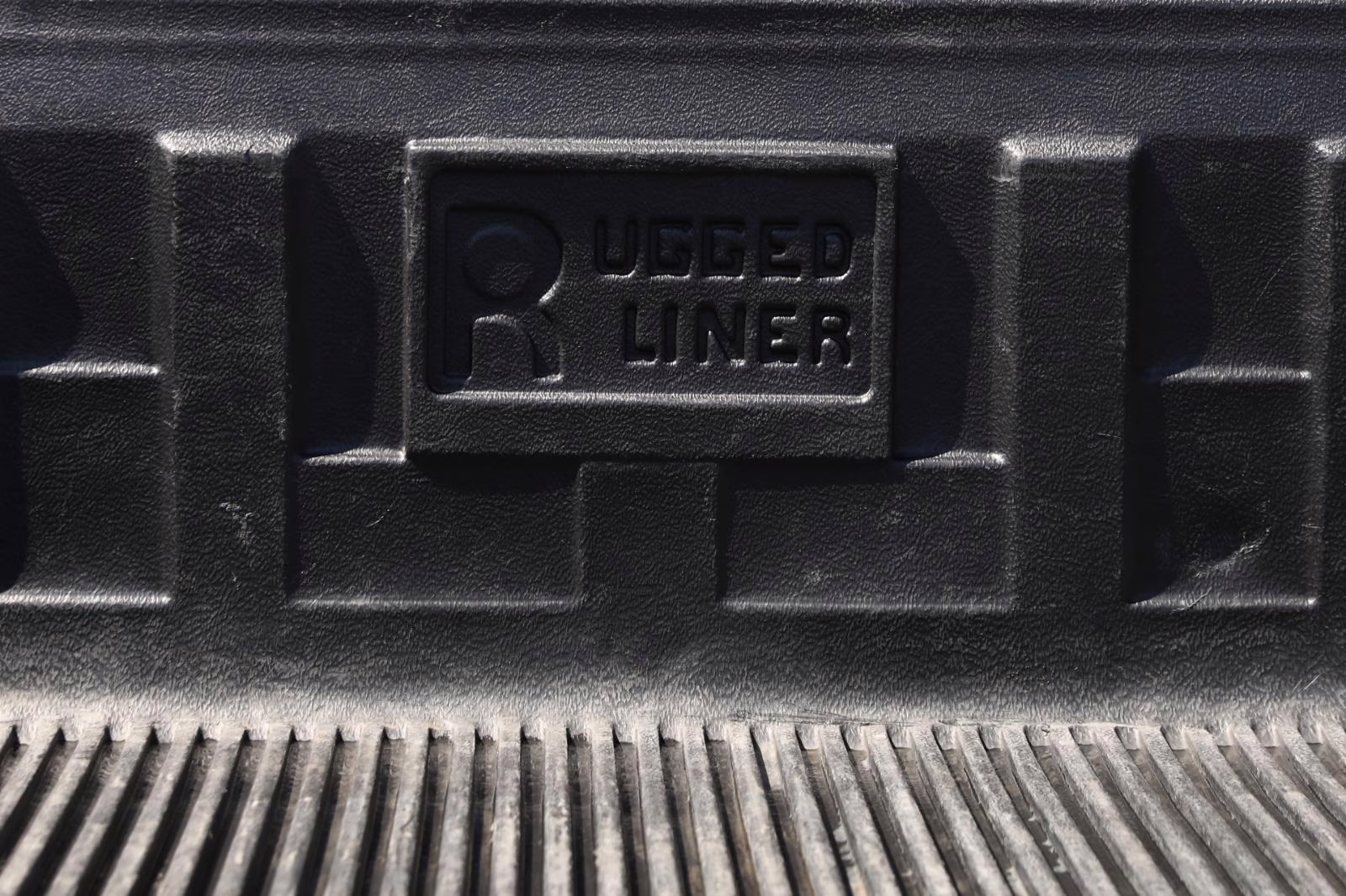 2023 Oxford White Ford Super Duty F-250 SRW XL 4X4 Truck