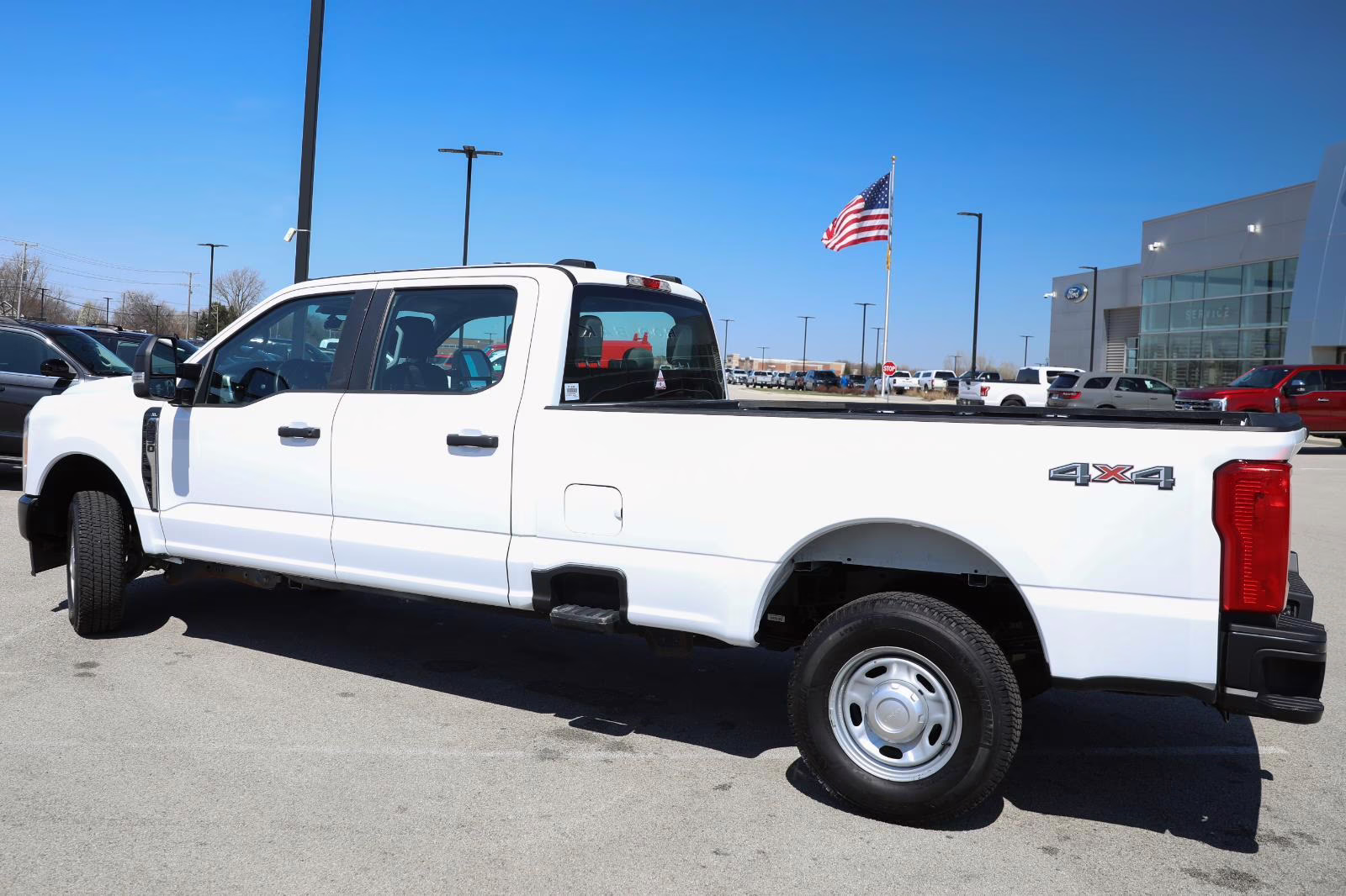 2023 Oxford White Ford Super Duty F-250 SRW XL 4X4 Truck
