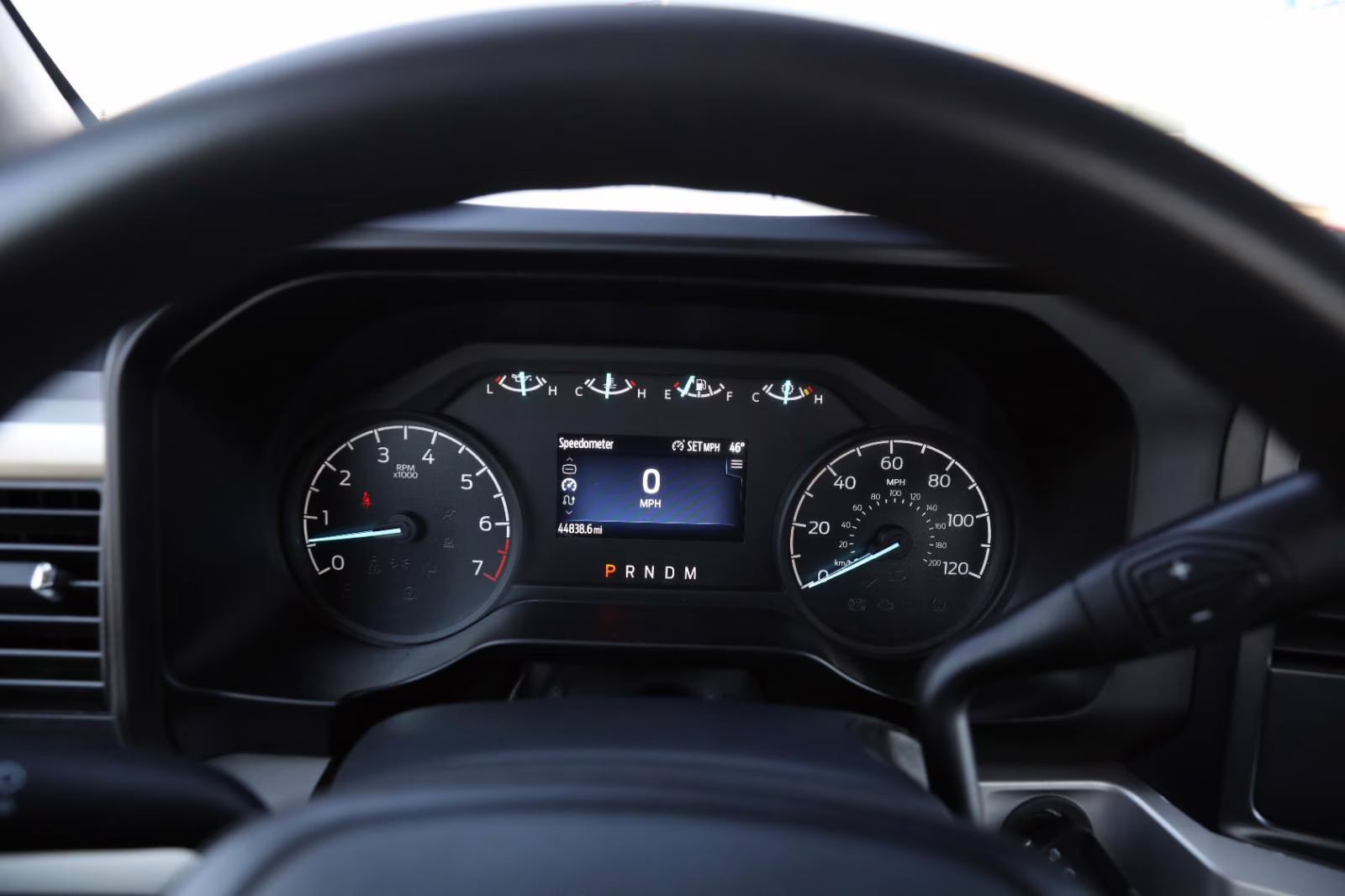 2023 Oxford White Ford Super Duty F-250 SRW XL 4X4 Truck