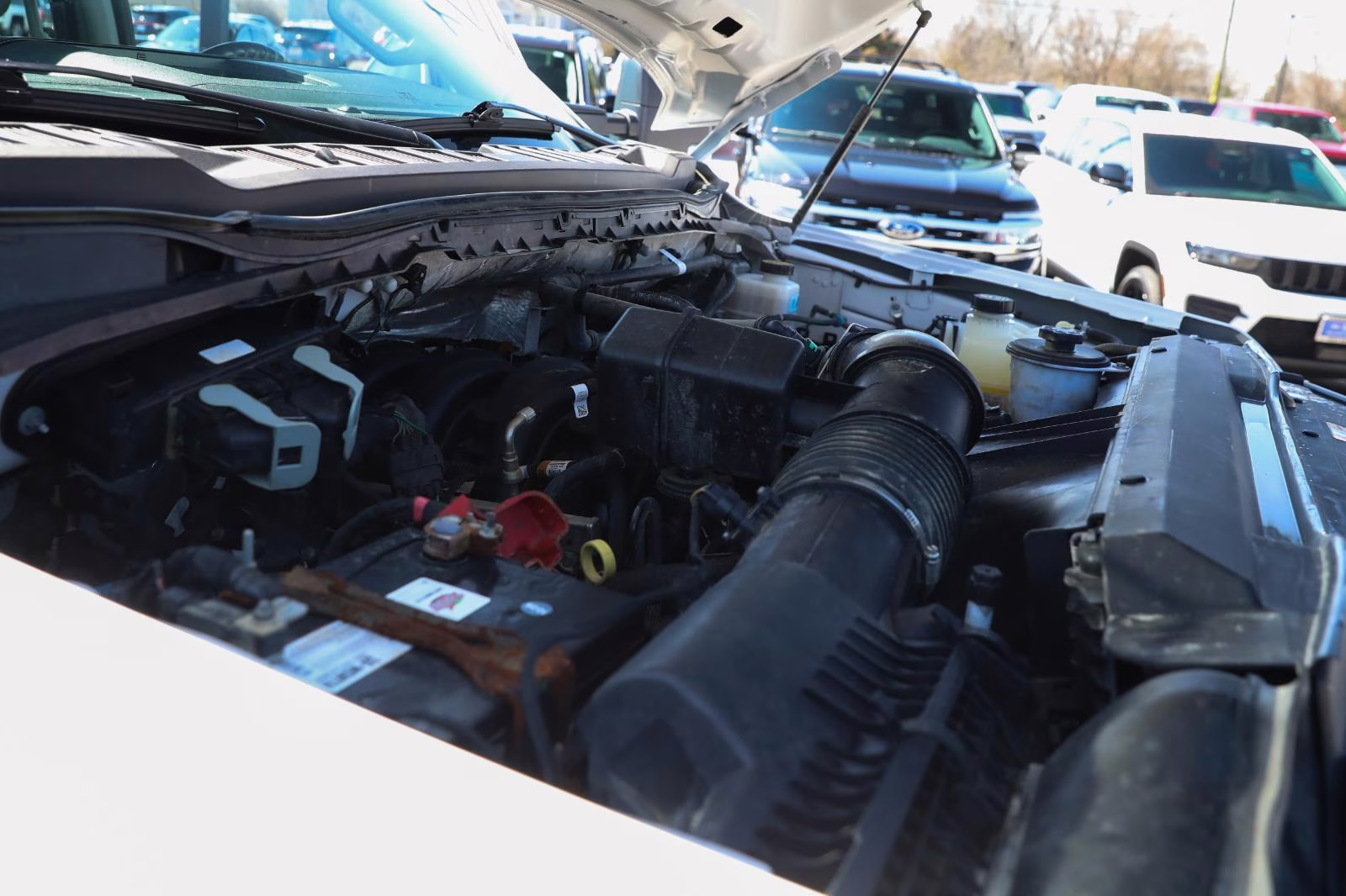 2023 Oxford White Ford Super Duty F-250 SRW XL 4X4 Truck