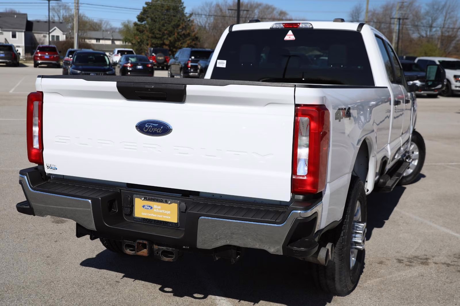 2024 Oxford White Ford Super Duty F-350 SRW XLT 4X4 Truck