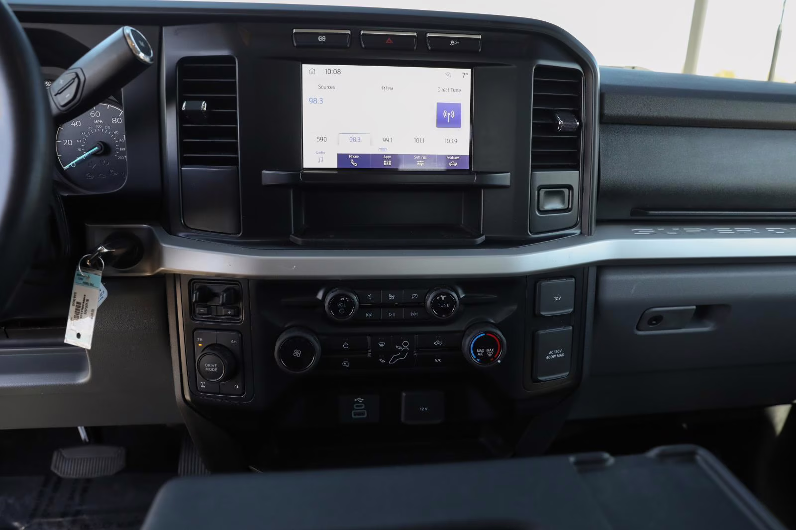 2024 Oxford White Ford Super Duty F-350 SRW XLT 4X4 Truck