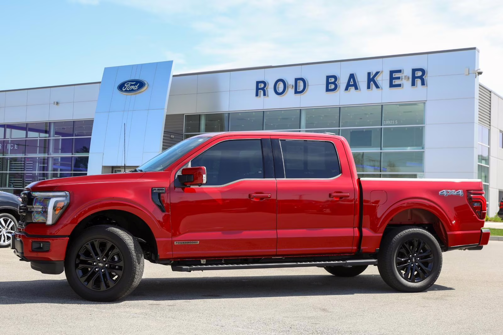 2025 Rapid Red Metallic Tinted Clearcoat Ford F-150 LARIAT 4X4 Truck